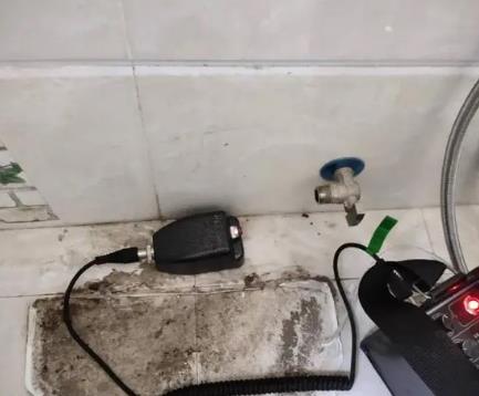 黄冈屋顶漏水维修公司分享下卫生间漏水的危害及解决方法